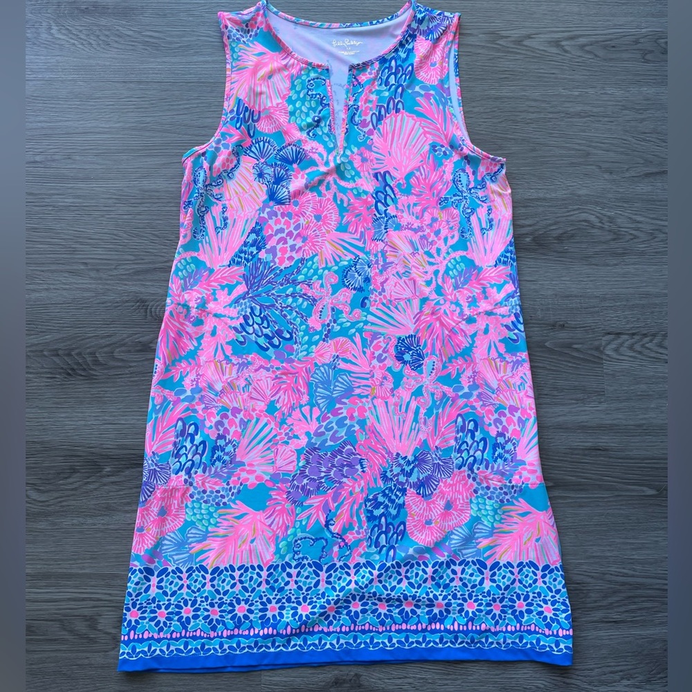 Lilly Pulitzer Joanna Cover Up | Size medium
Pattern: Splendor in the Sand